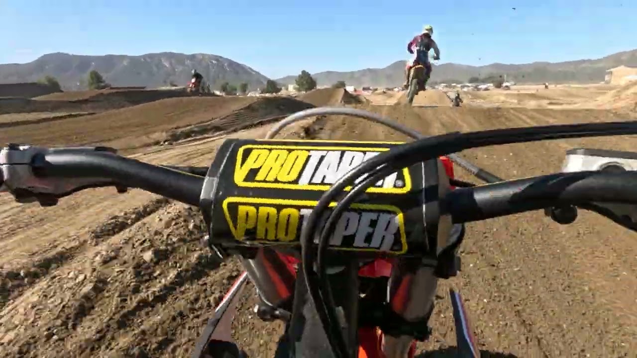 Short friendly race at Fox Raceway 