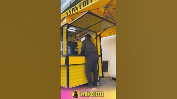 Những khoảnh khắc hài hước khi uống cà phê sáng