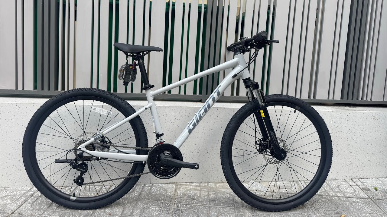 自転車本体 Giant Atx maxresdefault.jpg