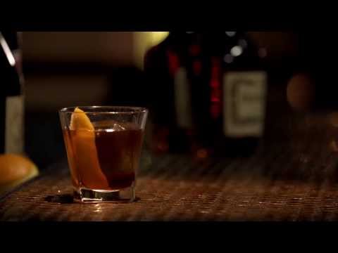 hennessy-recipes:-the-downtown-cognac-manhattan