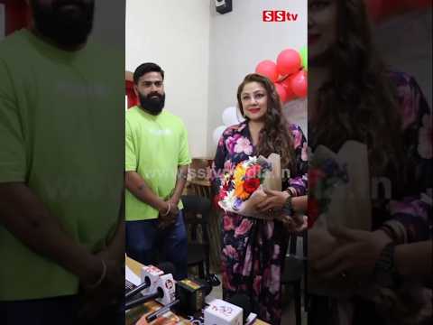 ಇವ್ರು ಯಾವ ಸಿನಿಮಾ ಹೀರೋ ನೋಡಿ#bebo#beboaadreevalukareenaalla#vidyavijay ಇವ್ರು ಯಾವ ಸಿನಿಮಾ ಹೀರೋ ನೋಡಿ#bebo#beboaadreevalukareenaalla#vidyavijay