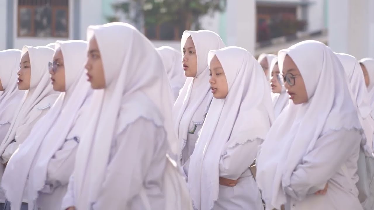 Video Profil SMA Unggulan Berbasis Pesantren Amanatul Ummah Pacet Mojokerto