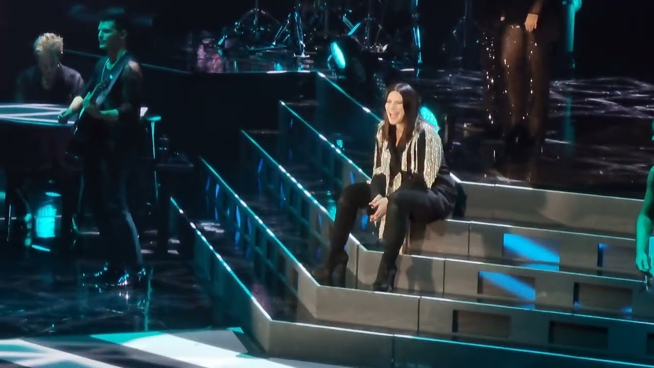 Le cose che vivi - Laura Pausini World Tour 2023/2024 - 22/12/2023 Mandela Forum Firenze