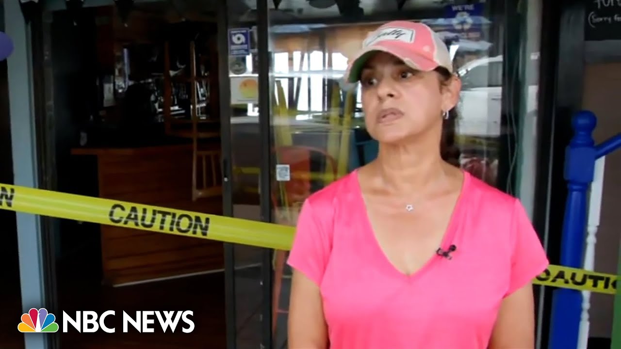 Florida restaurant owner prepares for incoming Hurricane Idalia