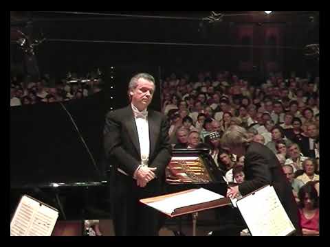 Yuri Simonov in concert (1999) Schumann: Konzert fúr Klavier (Dezső Ránki piano)