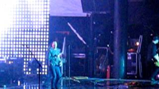 View Stone Temple Pilots Live Performance of Dancing Days at Charter One Pavilion Chicago