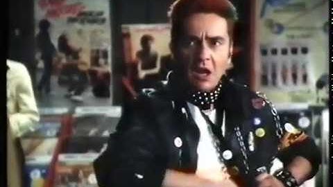 Barclaycard UK TV Advert - Dudley Moore (Sept 1981)