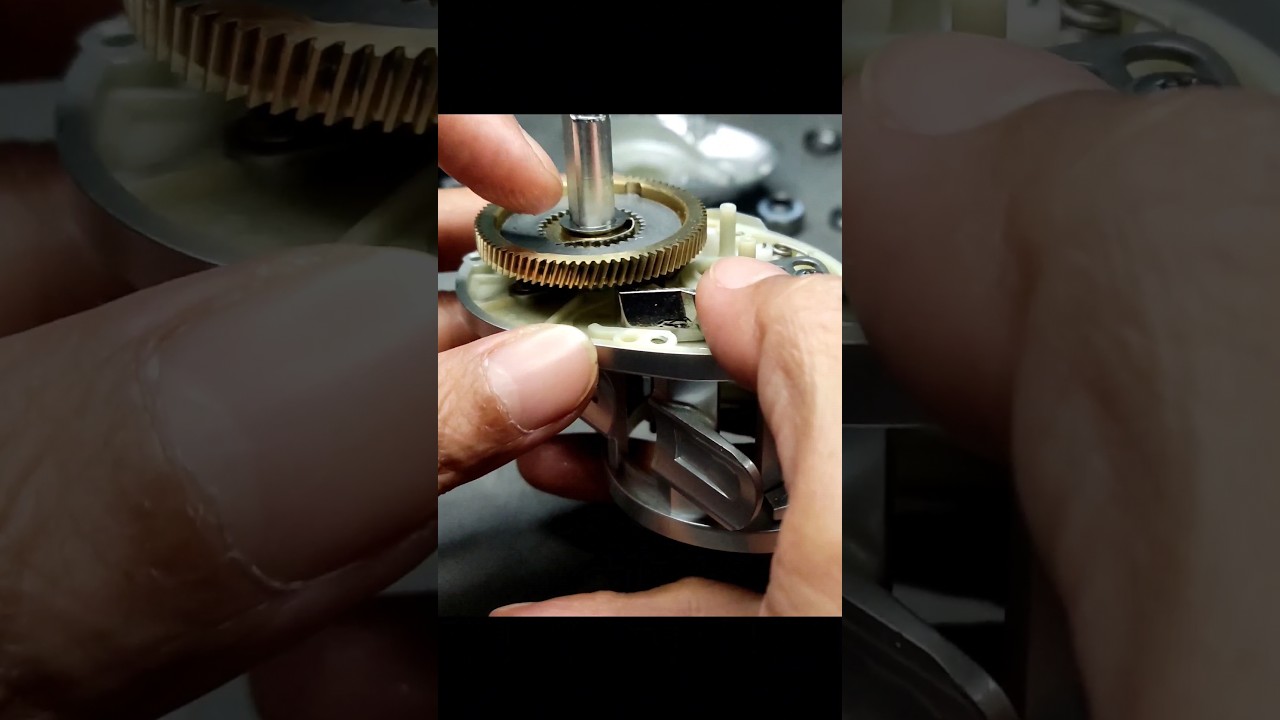 Drag clicker, feature added to a Baitcasting reel. Seasir Mercury 