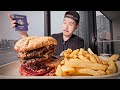 American tries burger with the lot and chicken salt chips