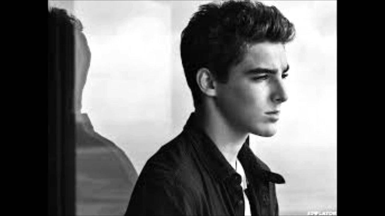 Jackson Guthy - Roll - YouTube