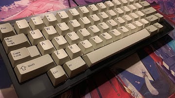 Qk60 R2 w Sarokeys Strawberry wine and BCP on spacebar