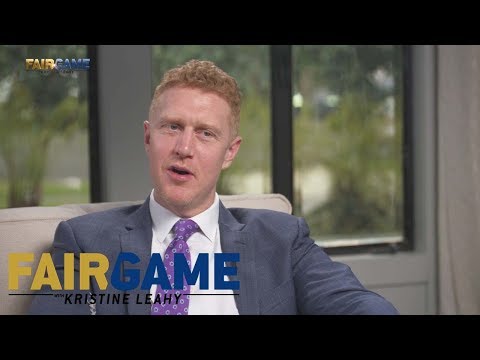 Video: Brian Scalabrine Netto waarde: Wiki, Getrouwd, Familie, Bruiloft, Salaris, Broers en zussen