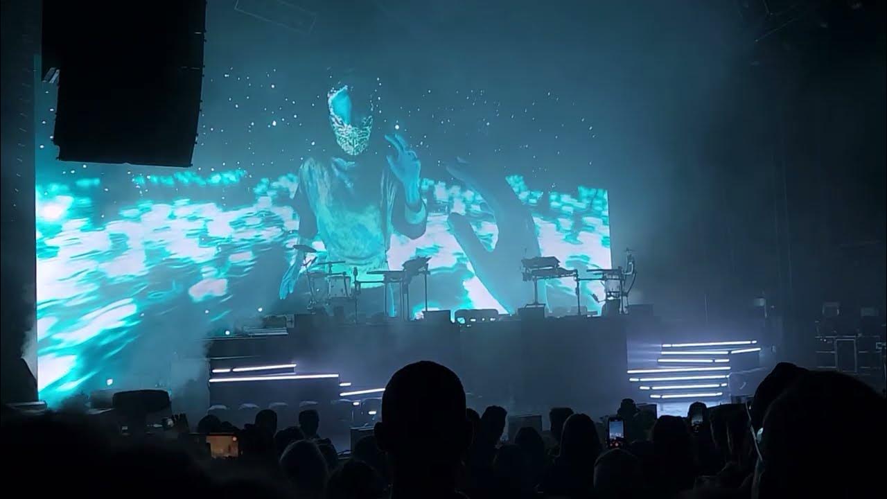 ODESZA with the greatest opening to a concert, ever. AGAIN YouTube