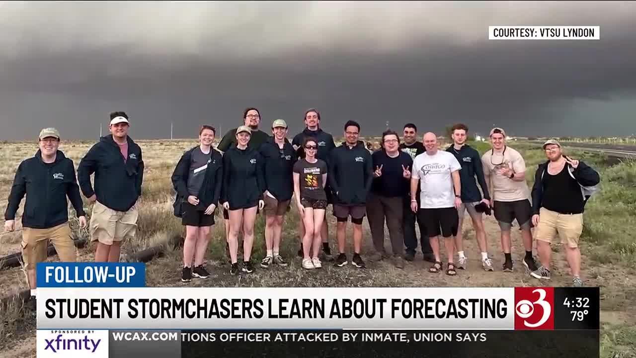 Student storm chasers learn about forecasting