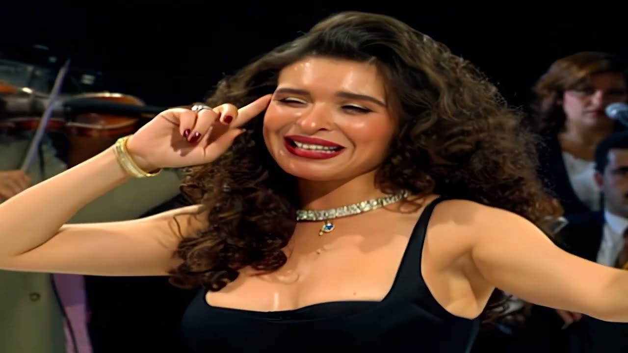 الراقصة دينا ترقص على وحشتني