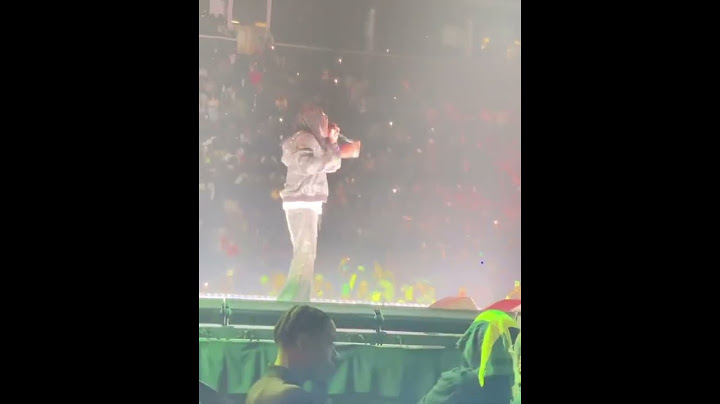 Vybz Kartel gets emotional while performing at the Barclay's Center Brooklyn NY #vybzkartel #reggae
