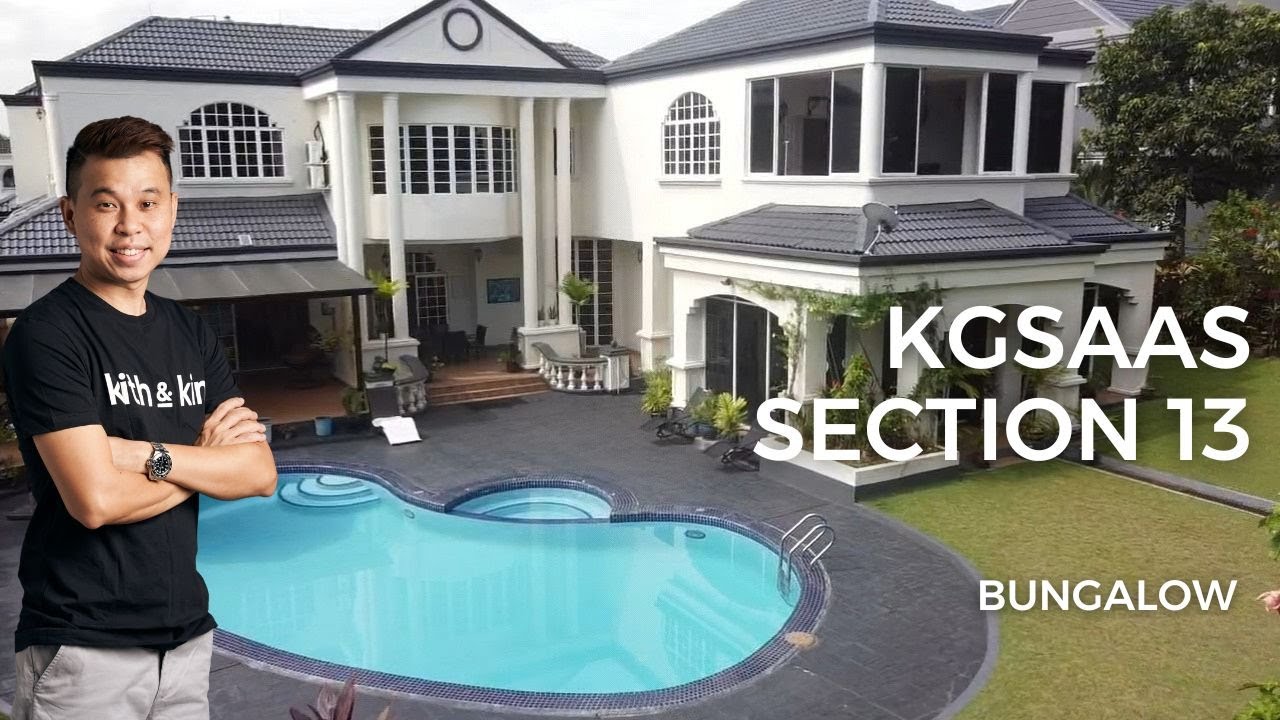 Beautiful Bungalow With Swimming Pool at Section 13 KGSAAS Facing Golf Course