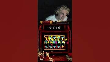 XQC hits HUGE jackpot 🤑 playing Cloverpit #xqc #twitchclips #cloverpit #jackpot #gaming