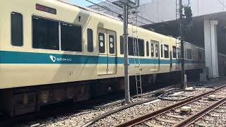小田急8000形8266F入替電車町田駅発車シーン