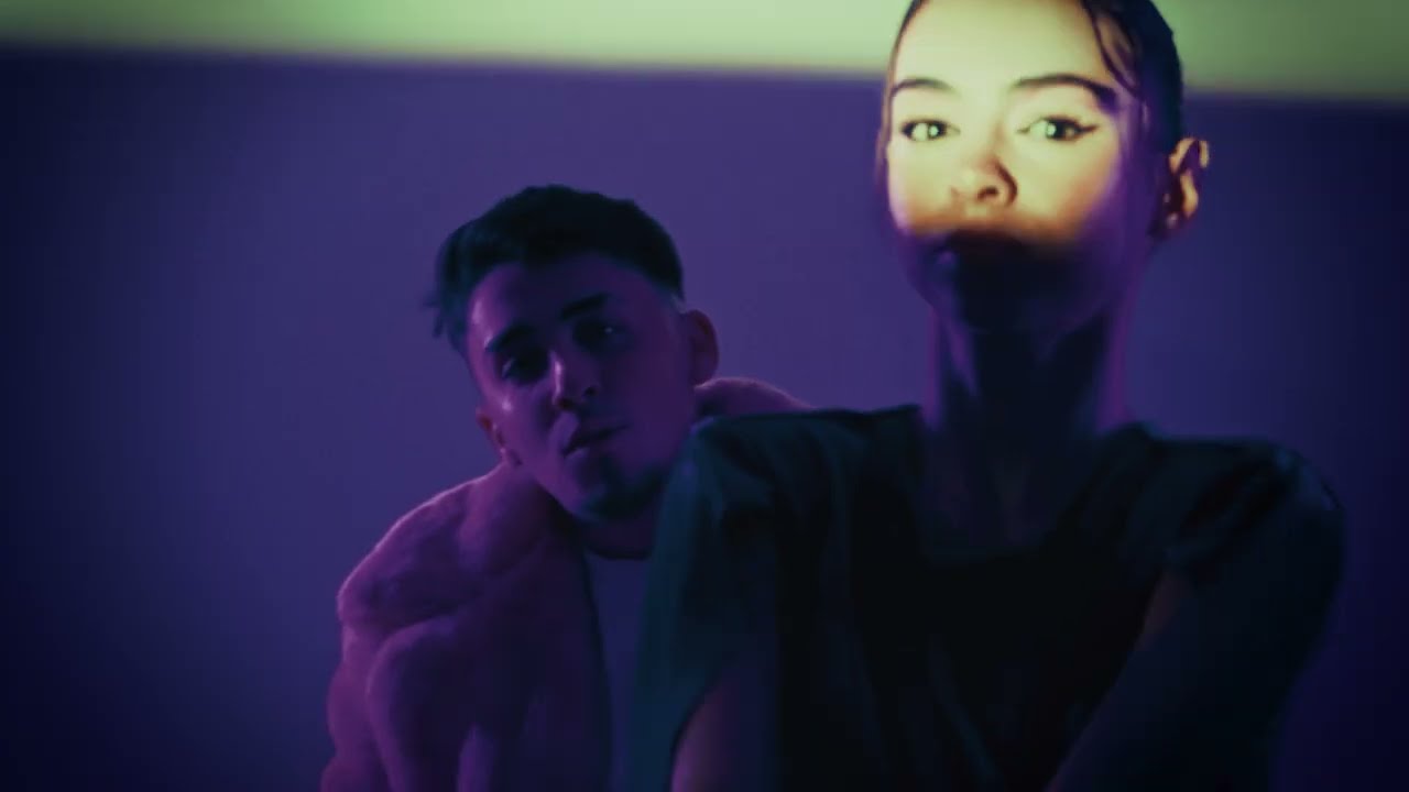 Watch LA DIFERENCIA - SPIDERMAN (Video Oficial) on YouTube Watch LA DIFERENCIA - SPIDERMAN (Video Oficial) on YouTube