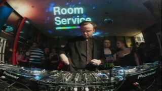 Jori Hulkkonen @ Room Service 21.12.2013