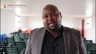 uCeba uLuxolo Namette ebeyokuhlola izakhiwo zenkonzo kwingingqi yaseMotherwell.