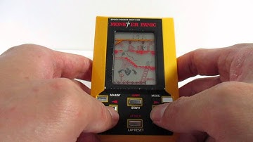 15899 Epoch LCD Game Pocket Digit-Com Monster Panic