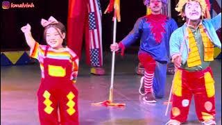 Oriental Circus Indonesia Show di Taman Safari Indonesia 2, Prigen, Jawa Timur.