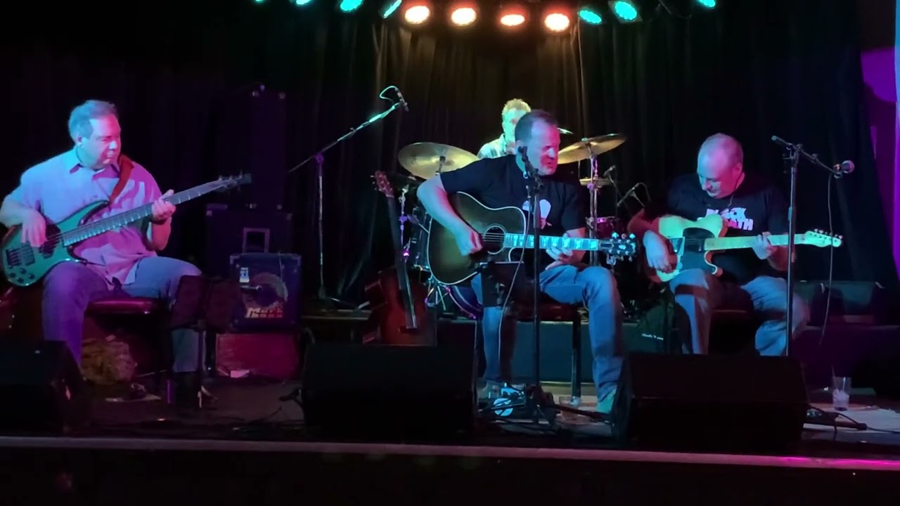 The Honey Badgers - Live @ Club Garibaldi - Killing Floor excerpt