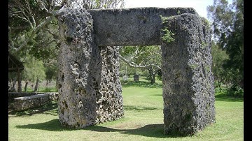 Measuring Orientations and the Tonga Trilithon, with A/Prof Duane Hamacher