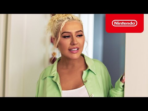 Christina Aguilera x Her Family Make Memories With Nintendo Switch
