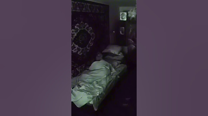 Странная бабушка😳