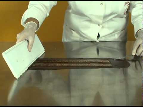 MODECOR - COME CREARE RICCIOLI DI CIOCCOLATO - HOW TO CREATE CHOCOLATE CURLS.mpg