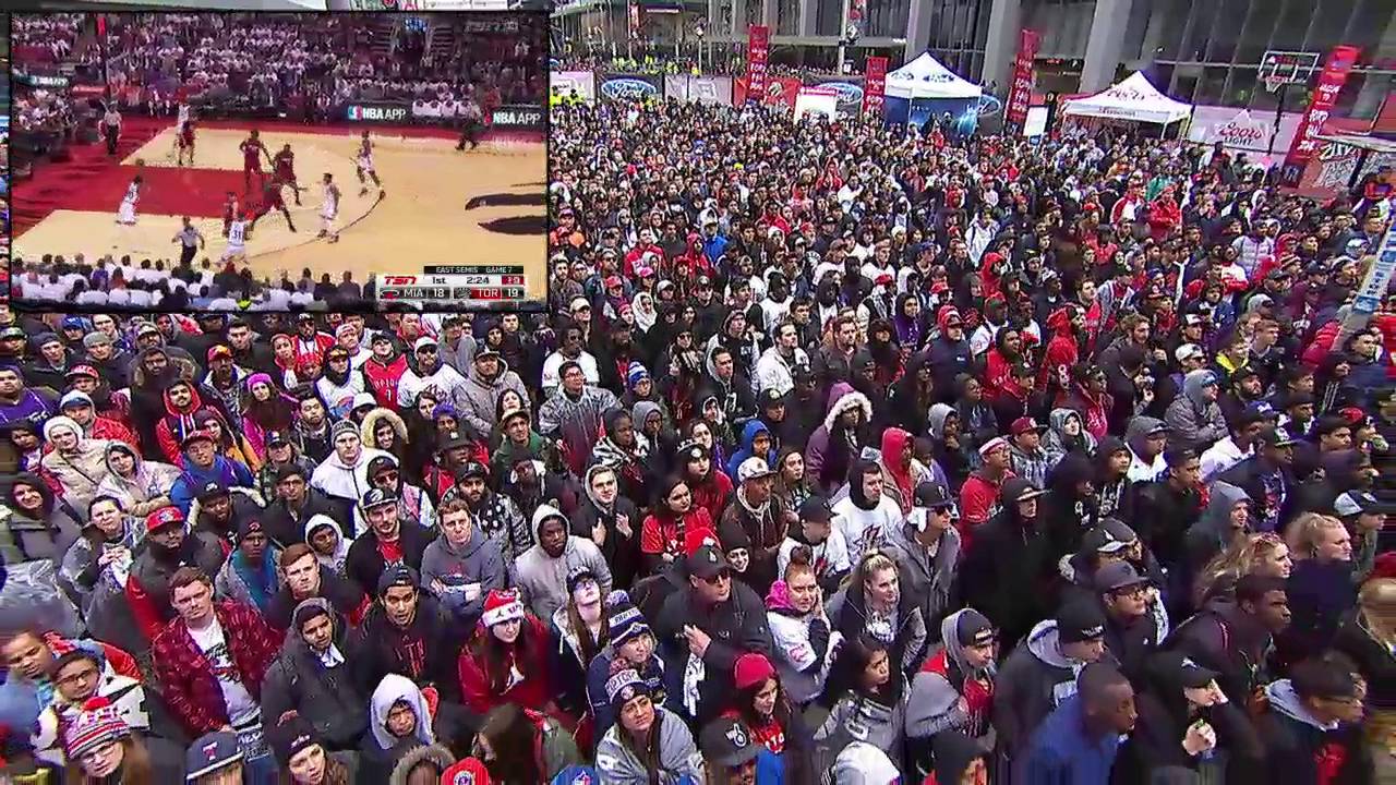 Raptors Highlights Big Bisiness In Jurassic Park May 15 2016