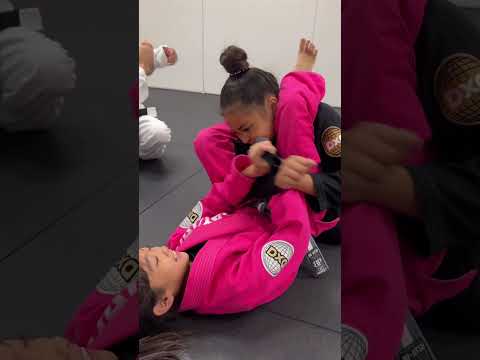 All smiles today as our Slingshot crew nailed the technique of the day #bjj #jiujitsu