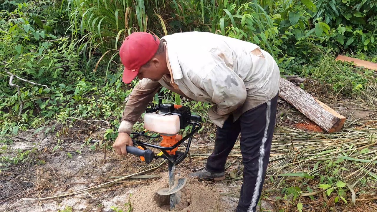 Perfurador de solo da Vulcan na prática.
