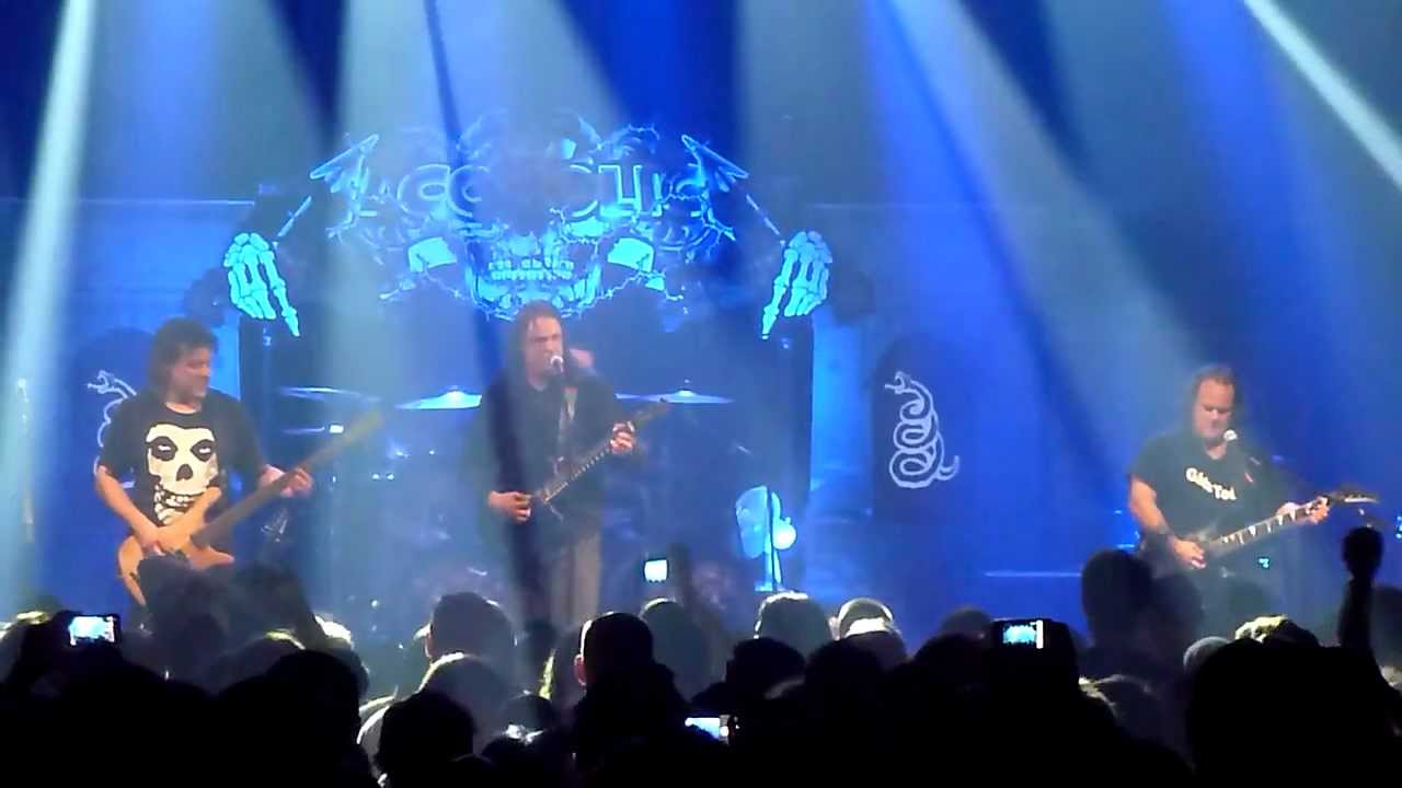 Alcoholica Dyers Eve/Nothing Else Matters (Live In Montreal) YouTube