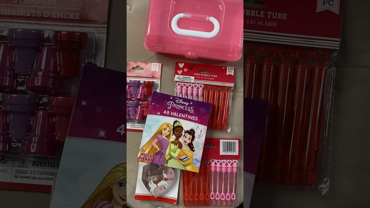 A cute Valentines card kit for my little girl 💕 💌📫under $8 