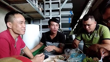 Bữa cơm đạm bạc của anh em tôi