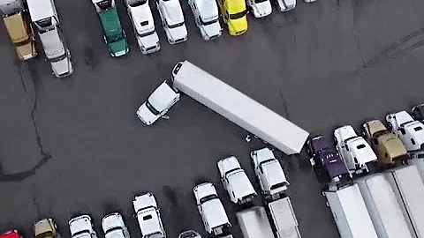 HOW TO PARK TRACTOR/TRAILER (SLANTED PARKING)