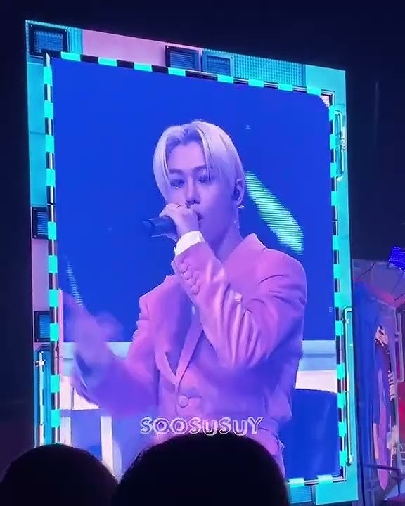 Felix Performing Domino At Fanmeeting#short #trending #felix #straykids