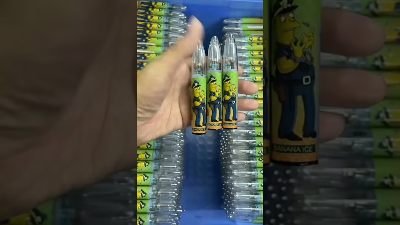 Refillable separated 10ml e-juice RandM Dazzle 5000 puffs disposable vape