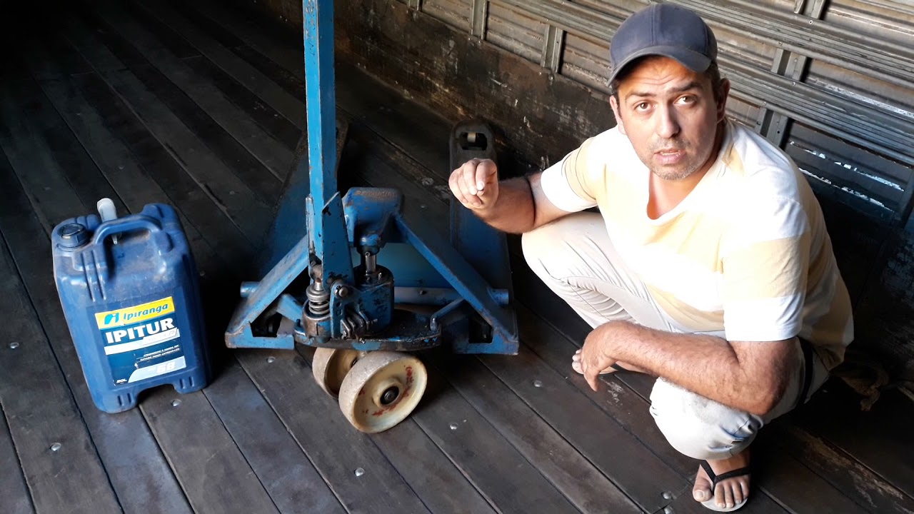 Mostrando como tirar ar do sistema da palheteira