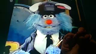 Horacio the handsnake - Louise the rabbit (Muppet)