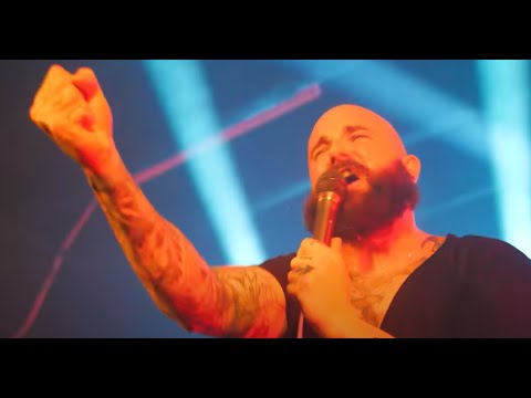 AUGUST BURNS RED vocalist Jake Luhrs to sit out remaining shows due to "an emergency situation"