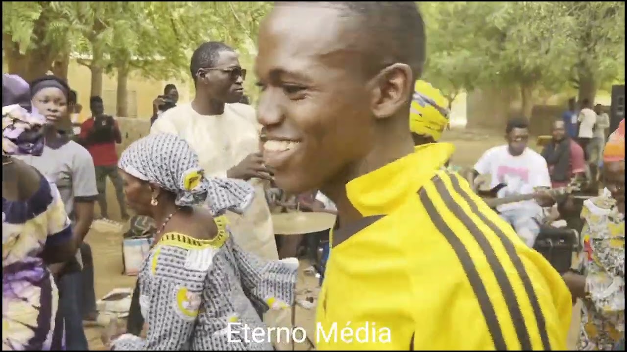 Balla Dembélé à Kadiala pour un séminaire et de Campagne d’évangélisation Mai 2022 ( Vidéo)