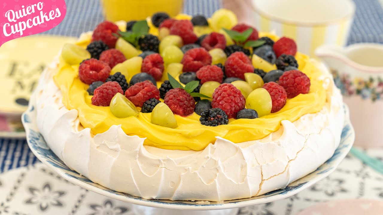 PAVLOVA DE FRUTA DE LA PASIN Y FRUTOS ROJOS    QUIERO CUPCAKES