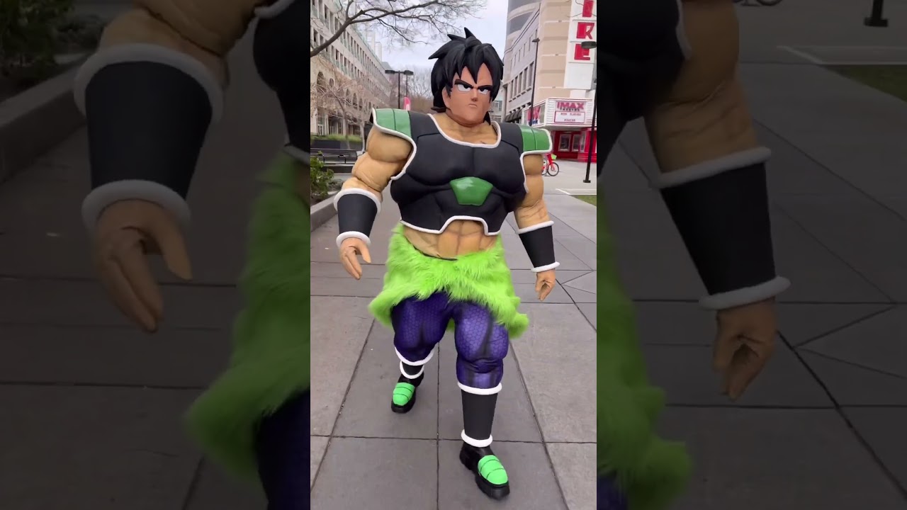 Having some fun as Broly #cosplay #costume #cosplayer #dbz #broly #dragonball #brolydbs