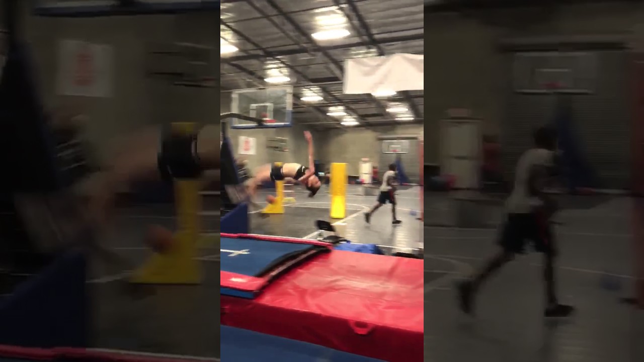 Full twisting layout