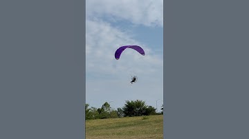 @FlyingHVACguy low pass on his #paramotor #paragliding #ppg